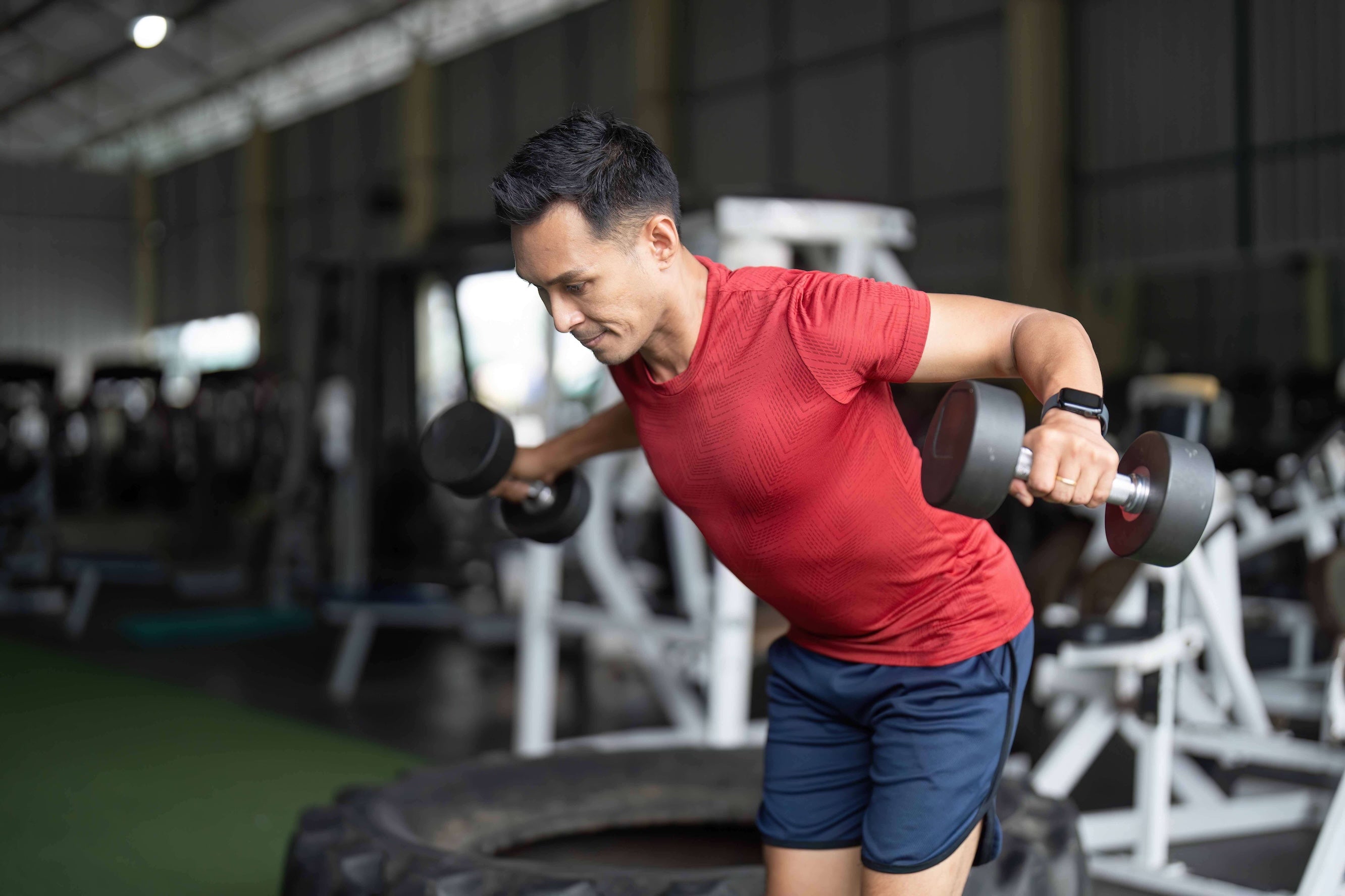 5 Dumbbell Fly Variations You Can Do in Any Gym — CPT Approved – REP ...